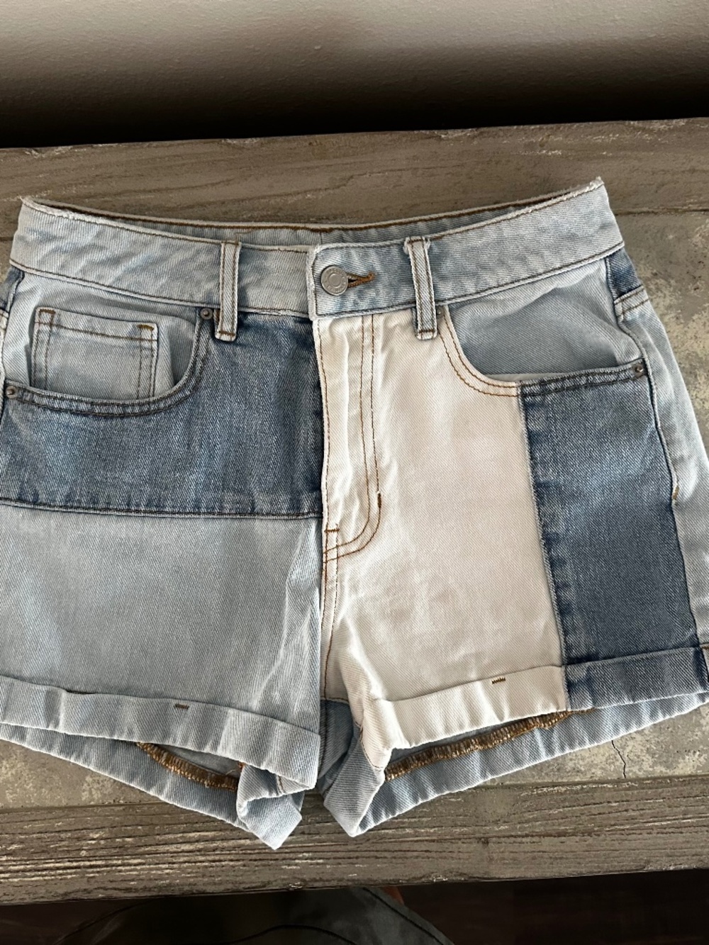 PacSun Hopper Patch Patchwork Denim Jean Mom Short Cuffed Size 26